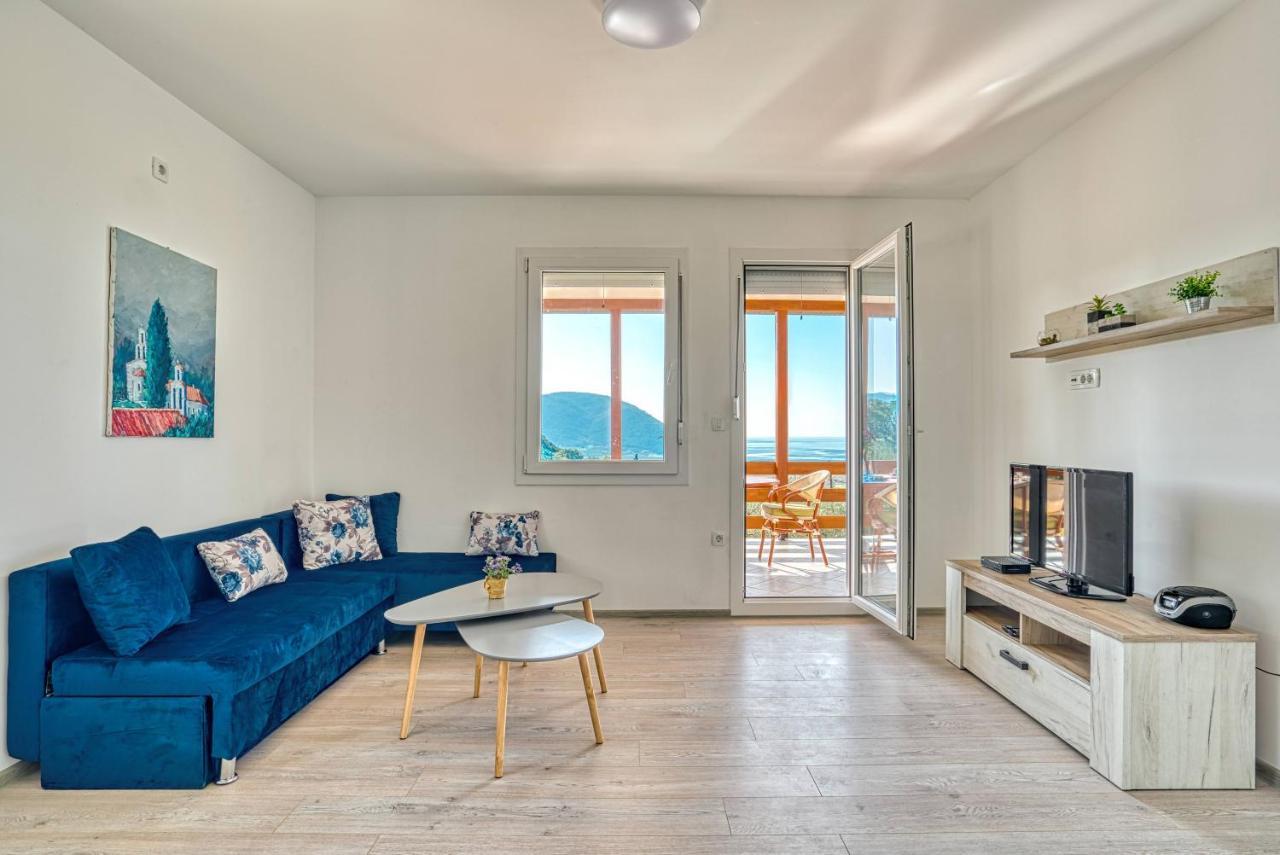 Two Bedroom House With Sea View Maj บุลยาริทซา ภายนอก รูปภาพ